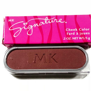 MARY KAY Signature NIB Rare Blush Teaberry - Rare